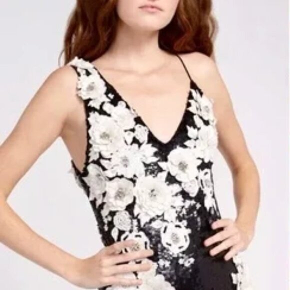 Alice+Olivia FRANCIE Asymmetric Floral Appliques Sequin Embellished Fitted Dress - Picture 8 of 16